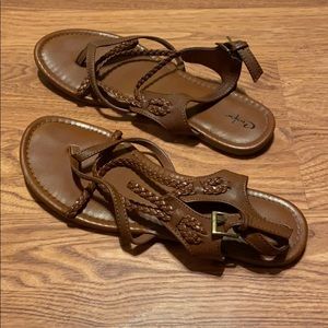 Curfew women’s sandals